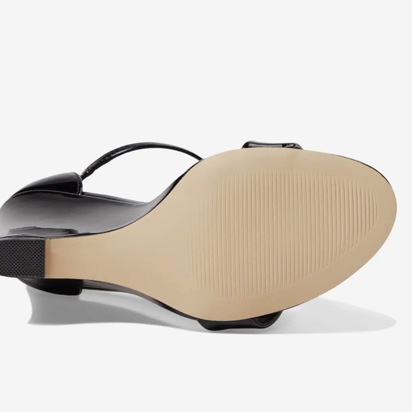 New Steve Madden Mallor Wedge strap Sandals black patent leather size 7.5 - Picture 2 of 9